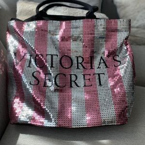 Victoria’s Secret tote